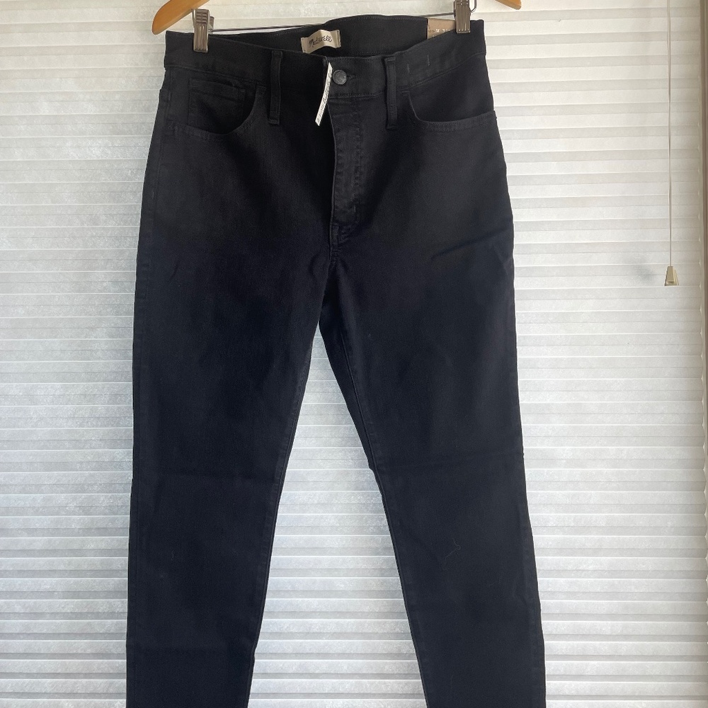 Madewell Petite Roadtripper Jeans in Bennett Black size 31